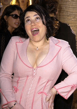 Image 3: Alex Borstein