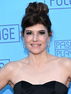 Image 0: Nicole Parker