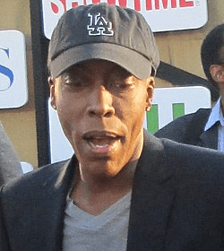 Image 2: Shawn Thomas