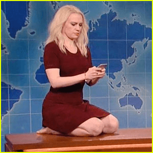 Image 3: Kate McKinnon
