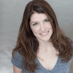 Image 3: Nicole Parker