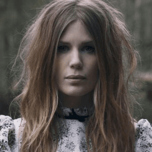 Image 0: Amalie Bruun