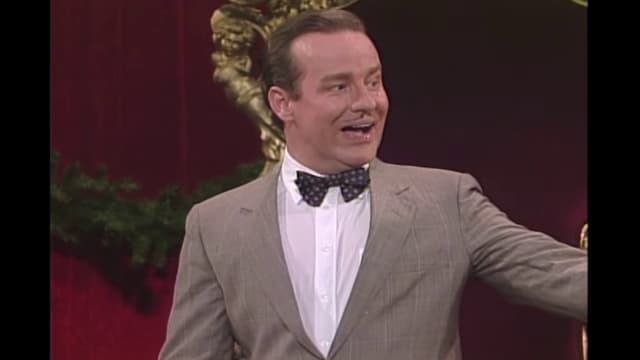 Master Thespian Plays Santa Claus